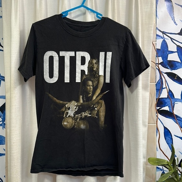 Beyonce Jay-Z OTR II 2018 Tour Rap R&B Concert Merch Black Graphic T-Shirt - Picture 1 of 6